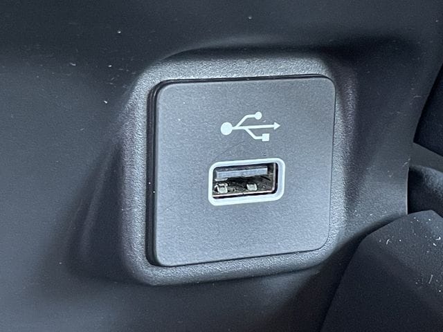 2025 Honda HR-V LX - Photo 17