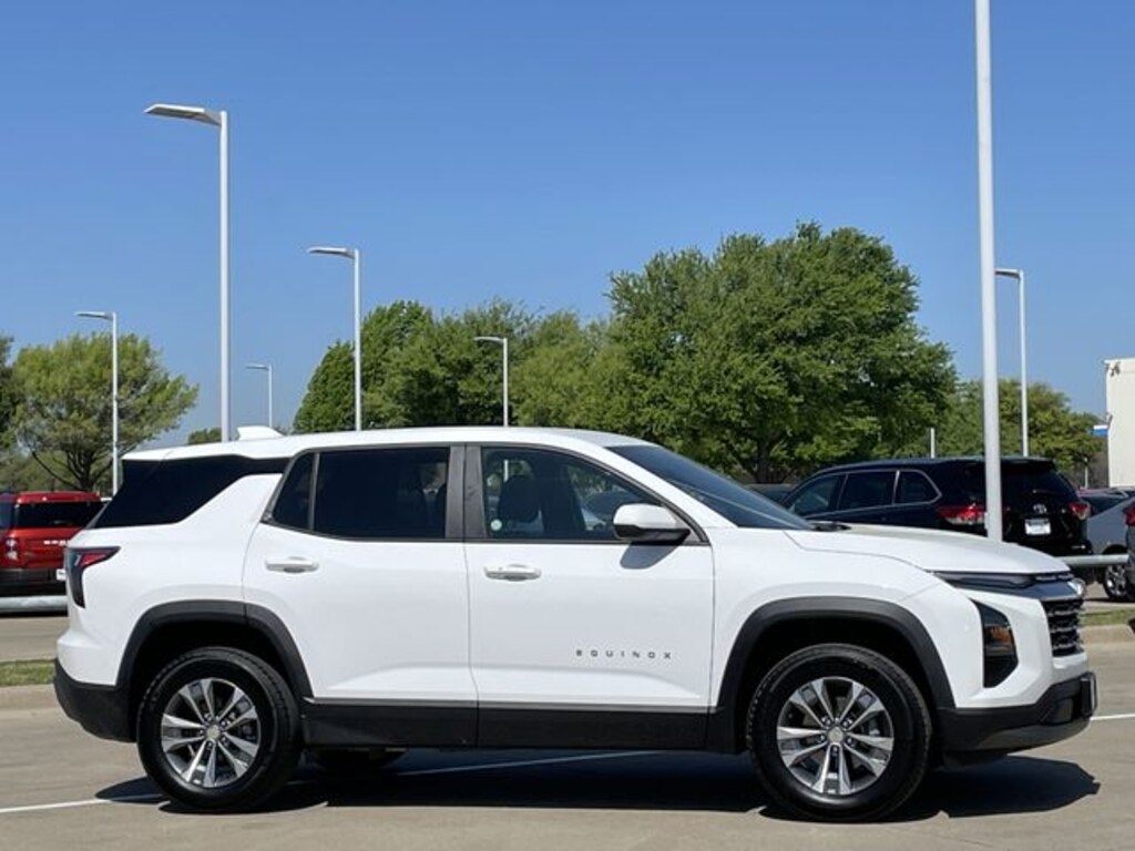 Used 2025 Chevrolet Equinox LT SUV