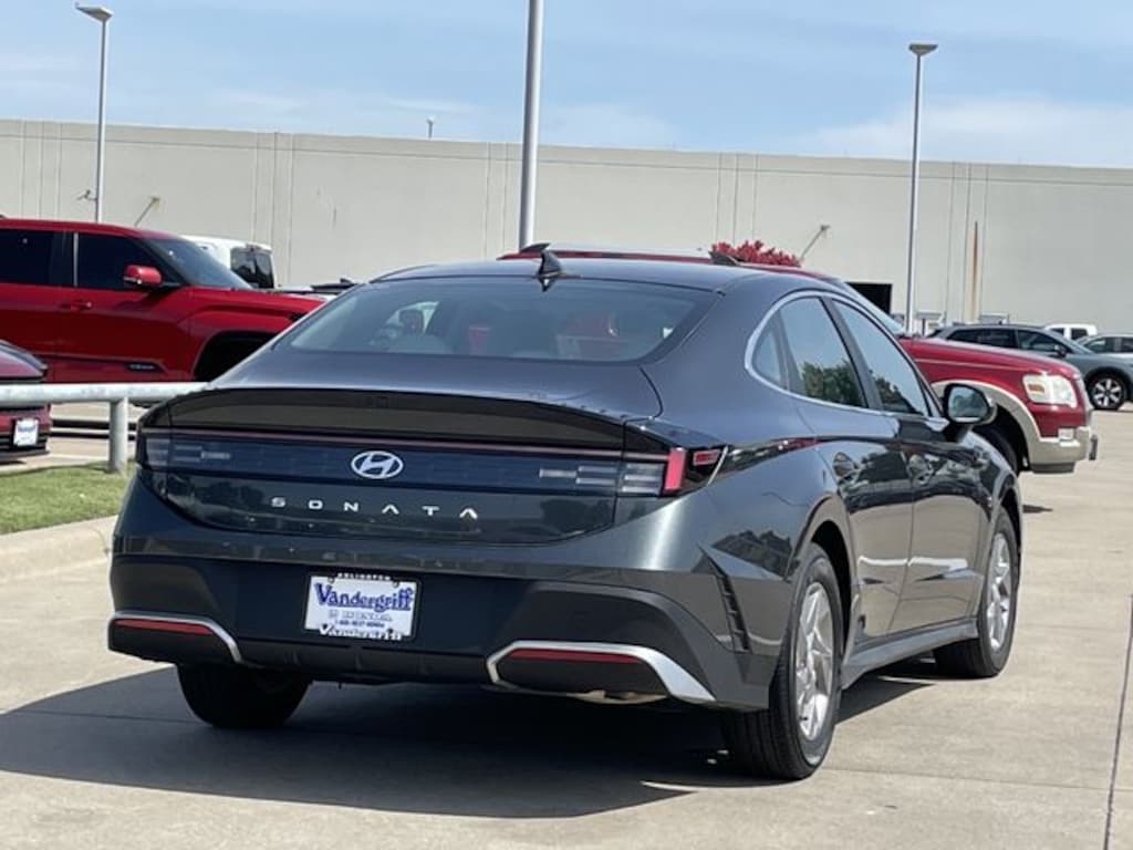 Used 2026 Hyundai Sonata SE Sedan