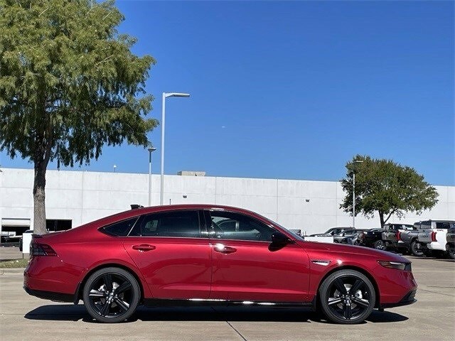 2025 Honda Accord Hybrid Sport-L photo 3