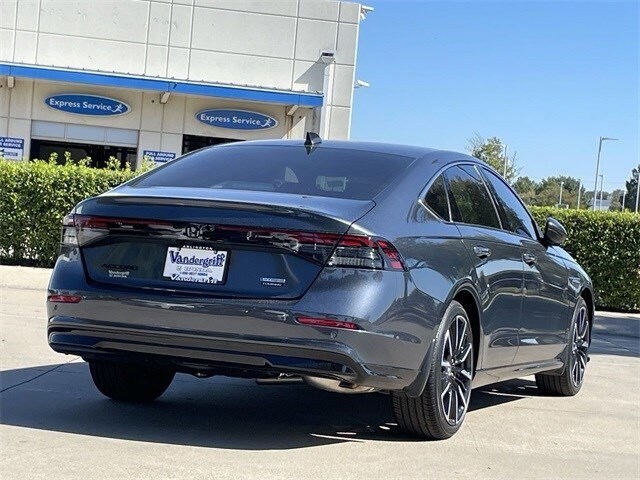 2025 Honda Accord Hybrid Touring photo 3