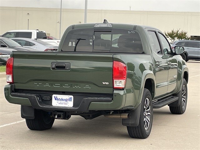 2022 Toyota Tacoma TRD Sport photo 4