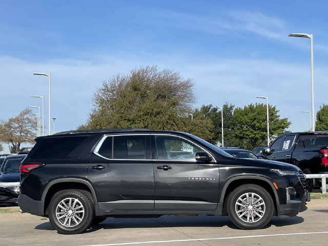 Used 2023 Chevrolet Traverse LT SUV