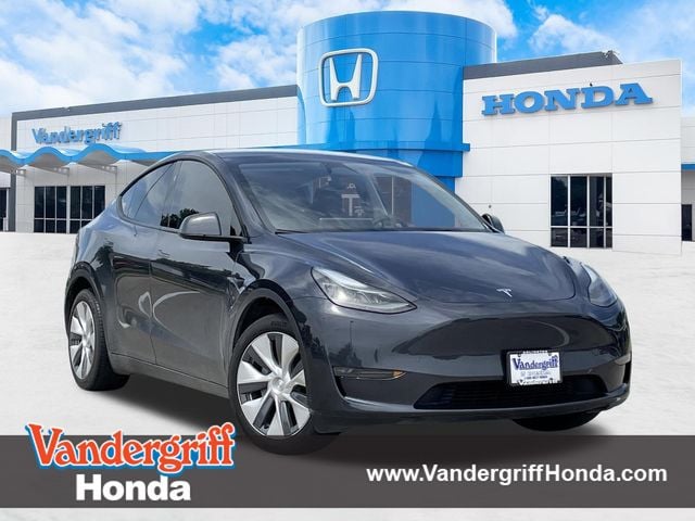 2024 Tesla Model Y Long Range Dual Motor All-Wheel Drive's photo