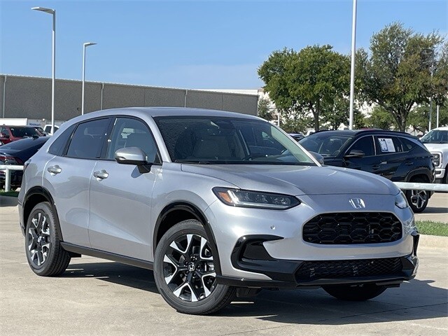2026 Honda HR-V EX-L photo 2