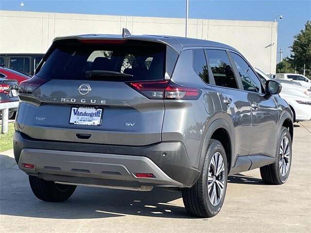 2023 Nissan Rogue SV photo 3