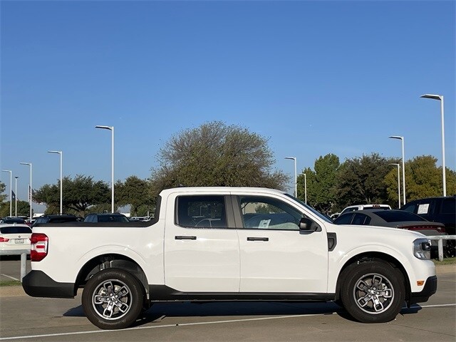 2024 Ford Maverick XL photo 2