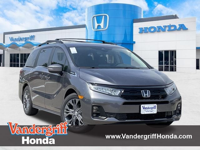 2026 Honda Odyssey Touring's photo