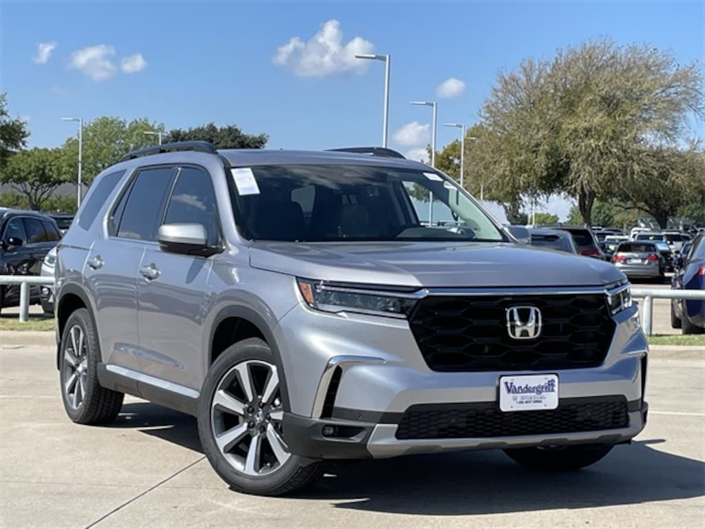 New 2025 Honda Pilot Touring SUV