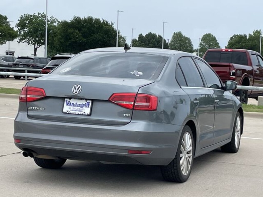 Used 2015 Volkswagen Jetta 1.8T SE Sedan