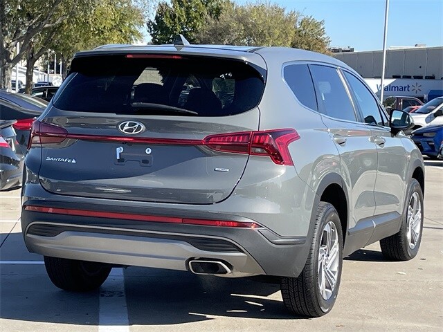 2023 Hyundai Santa Fe SE photo 3
