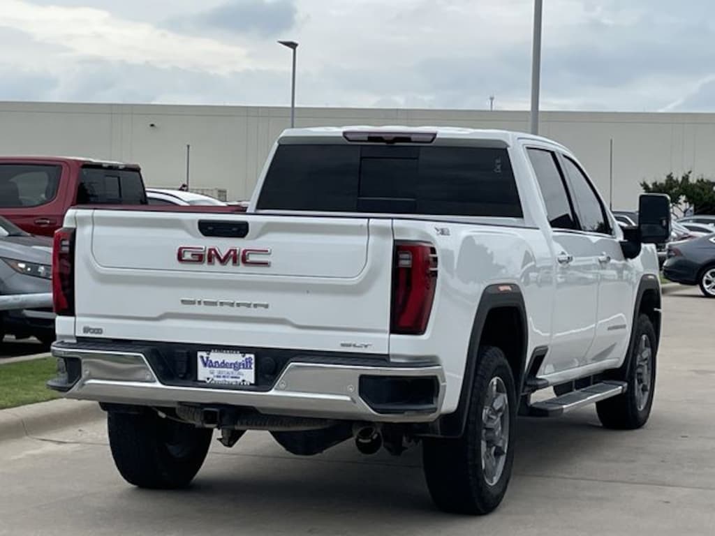 Used 2025 GMC Sierra 2500 HD SLT Truck Crew Cab