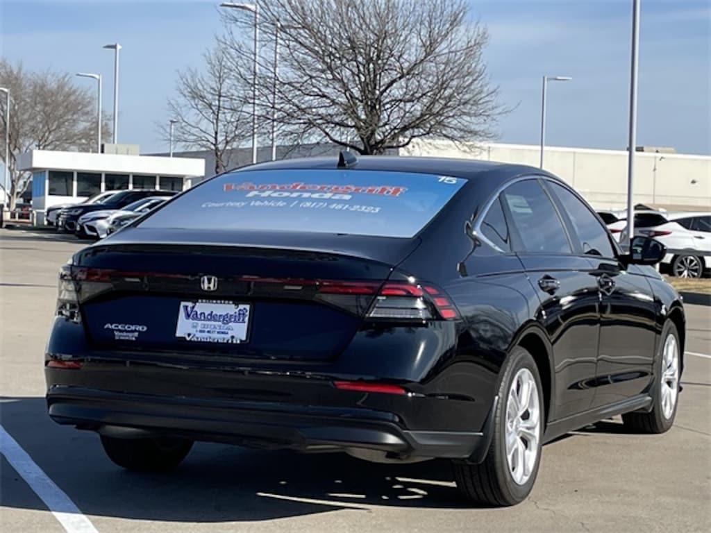 New 2025 Honda Accord LX Sedan