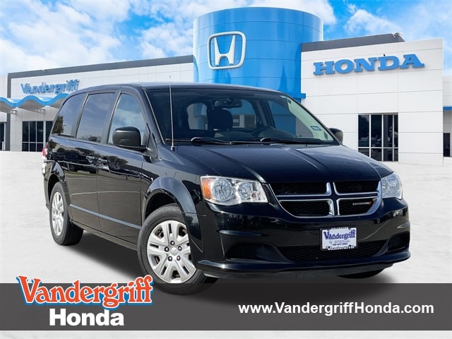 2018 Dodge Grand Caravan SE's photo