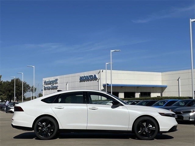2025 Honda Accord Hybrid Sport-L photo 3