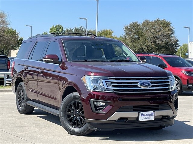 2020 Ford Expedition XLT photo 2