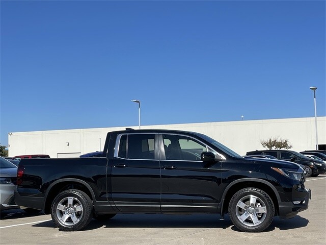 2025 Honda Ridgeline RTL photo 3