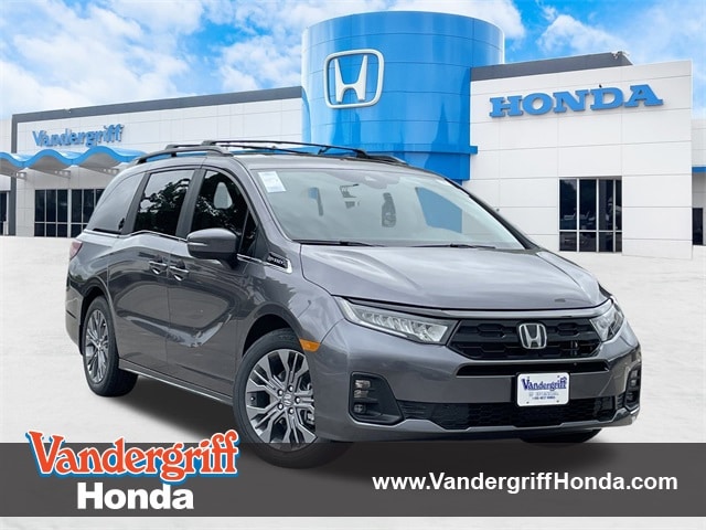 2026 Honda Odyssey Touring's photo