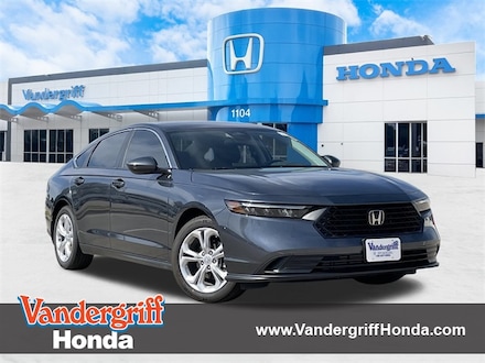 2025 Honda Accord LX Sedan