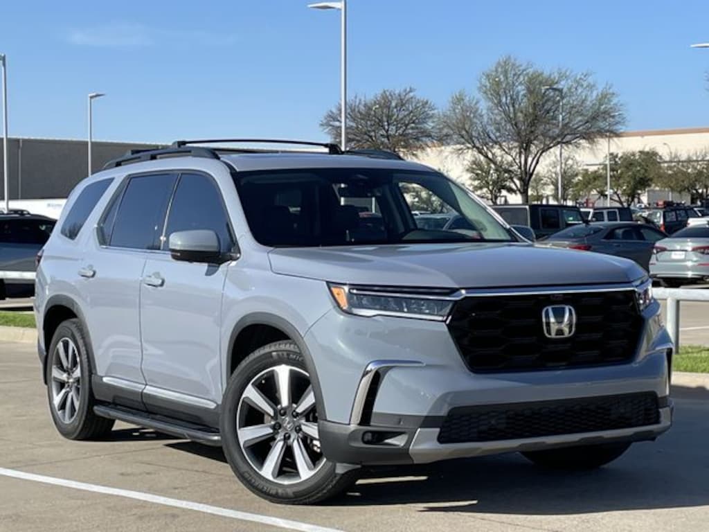 Used 2023 Honda Pilot Elite SUV