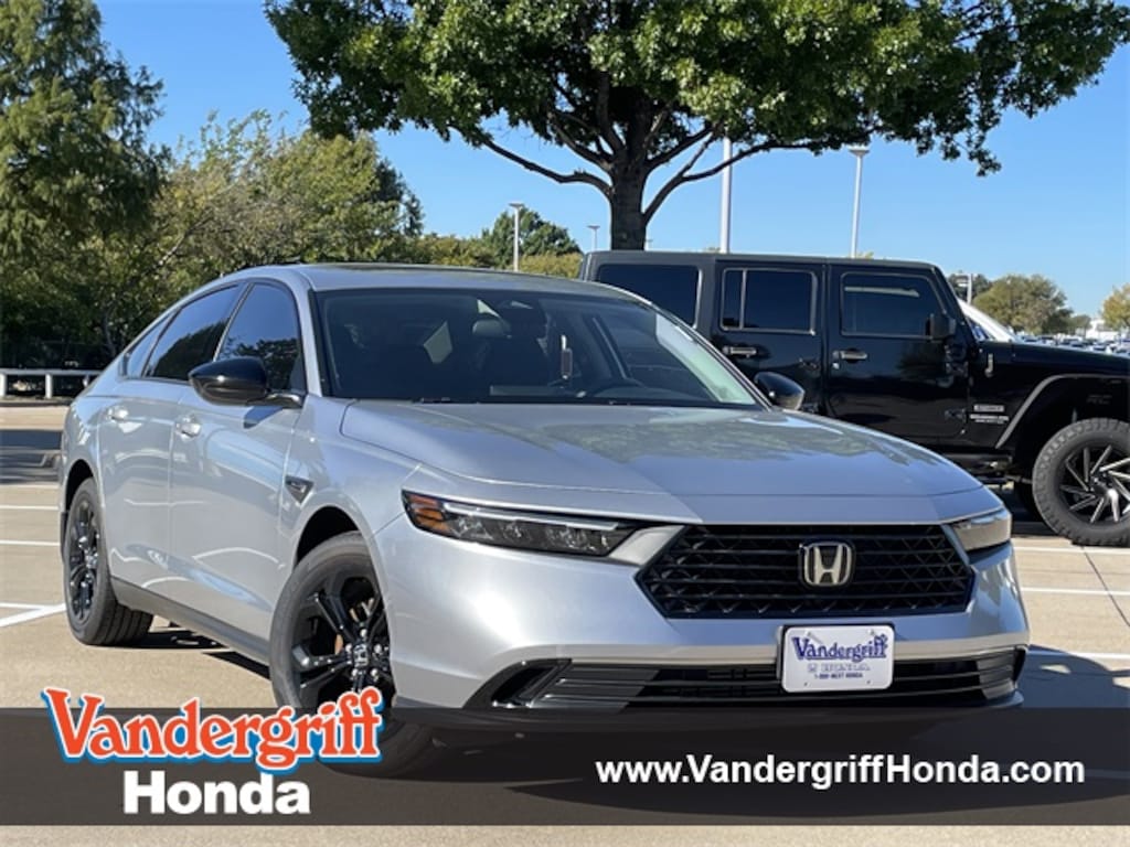 Used 2025 Honda Accord SE Sedan