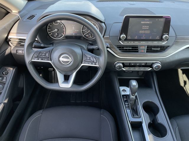 2025 Nissan Altima SV - Photo 10