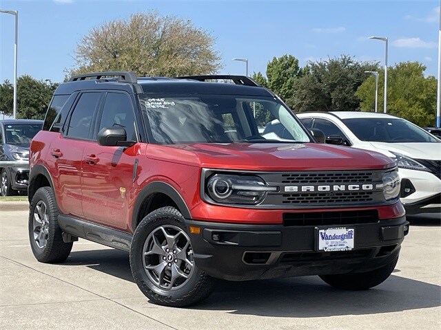 2022 Ford Bronco Sport Badlands photo 2