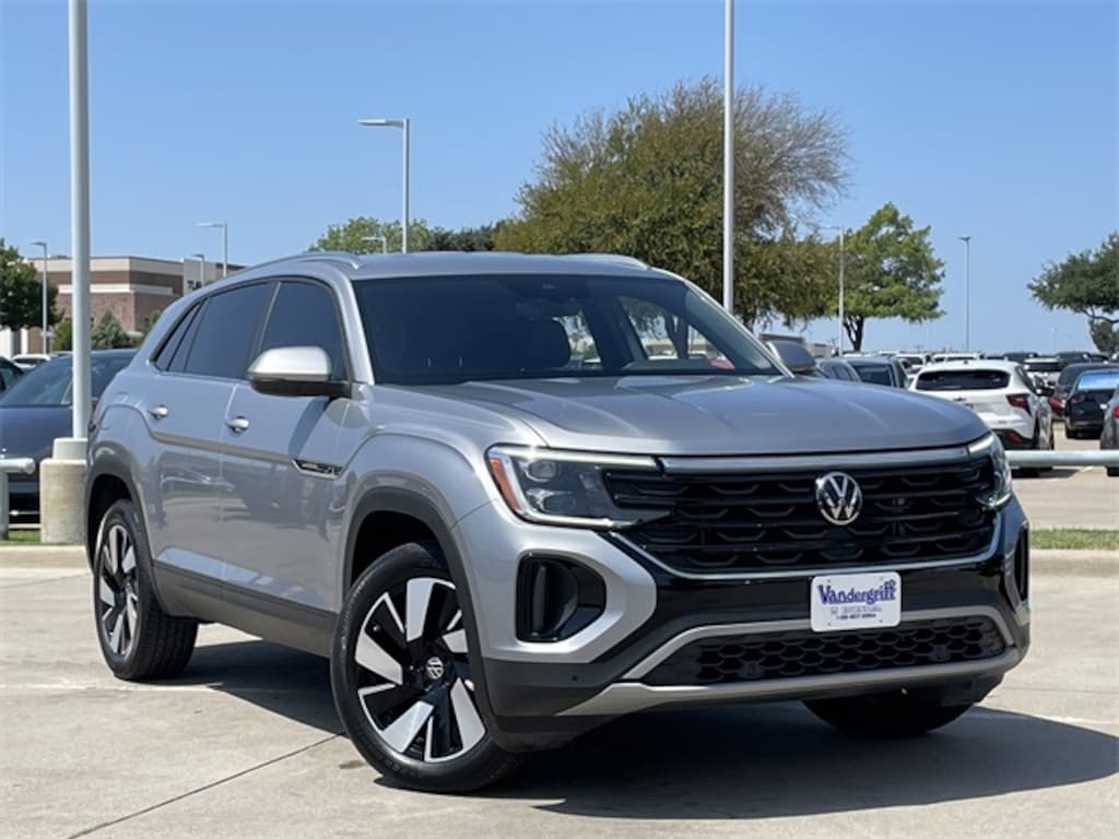 Used 2024 Volkswagen Atlas Cross Sport 2.0T SE w/Technology SUV