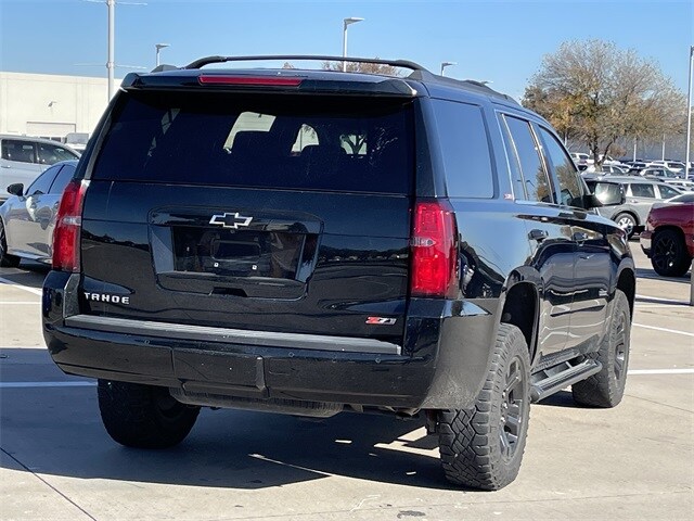 2017 Chevrolet Tahoe LT photo 4