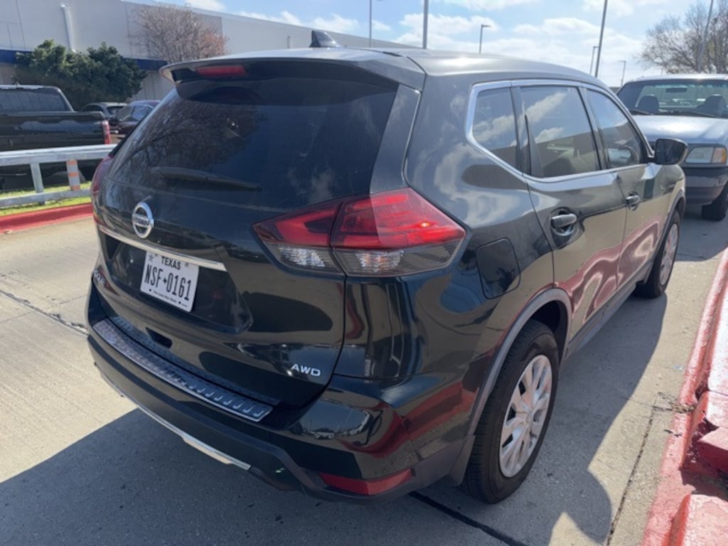 Used 2017 Nissan Rogue S SUV