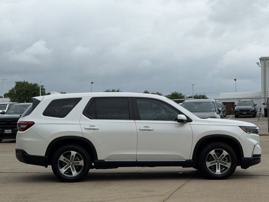 Certified 2025 Honda Pilot EX-L SUV