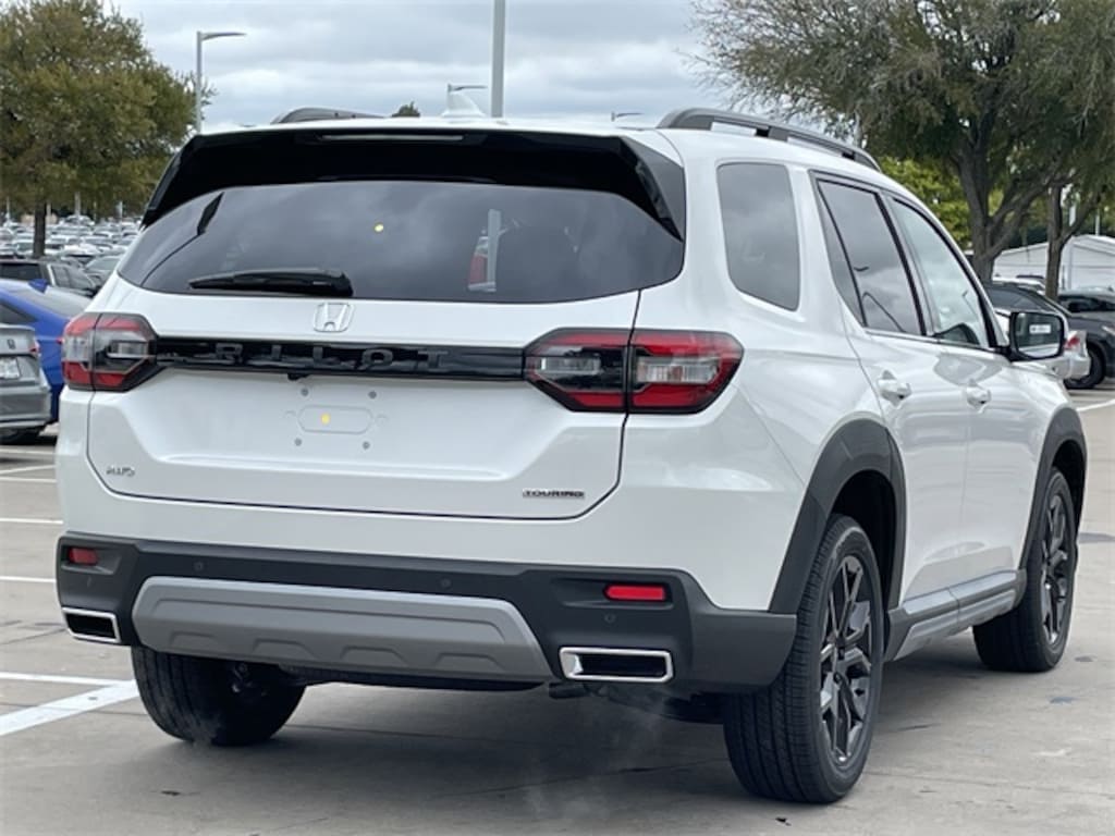 New 2025 Honda Pilot Touring SUV