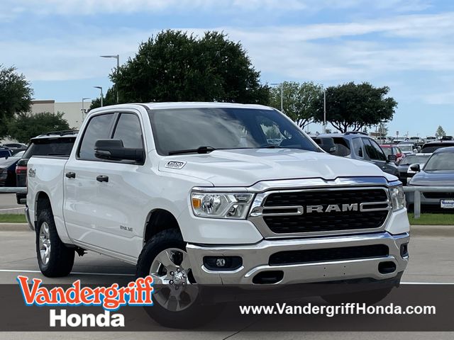 2023 RAM 1500 Big Horn/Lone Star 4x4 Crew Cab 5'7's photo