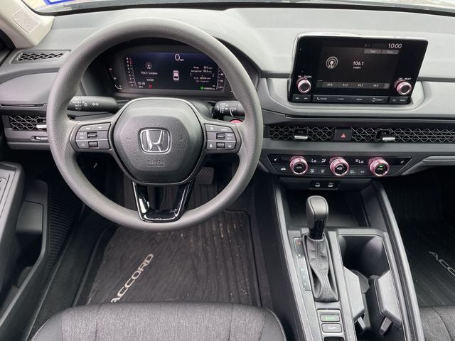 2025 Honda Accord SE - Photo 10