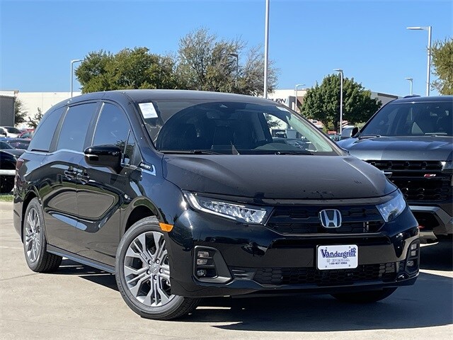 2026 Honda Odyssey Touring photo 2