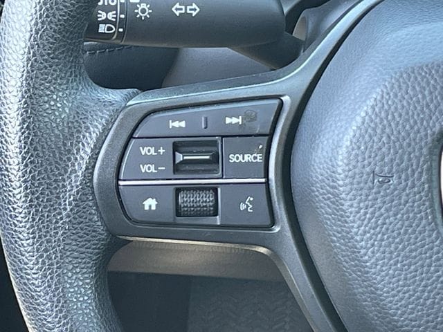 2025 Honda HR-V LX - Photo 11