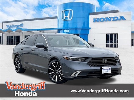 2025 Honda Accord Hybrid Touring Sedan
