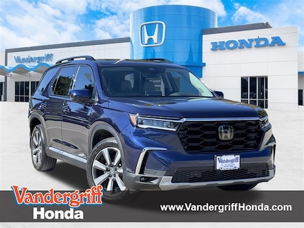 2025 Honda Pilot Touring SUV