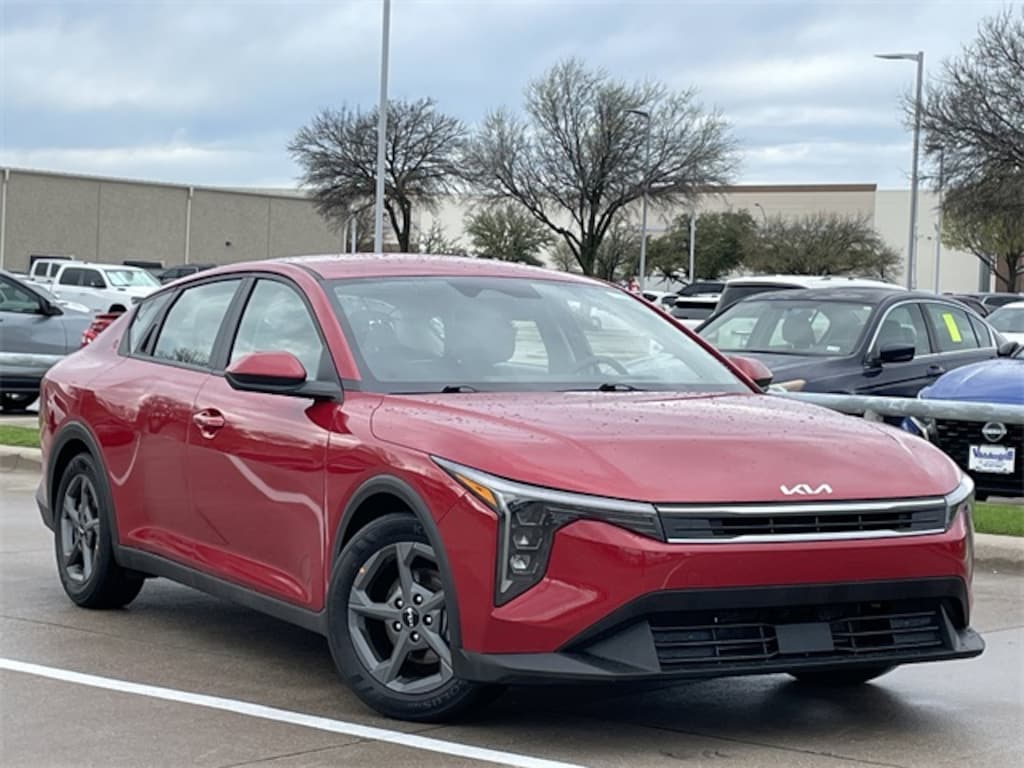 Used 2025 Kia K4 LXS Sedan