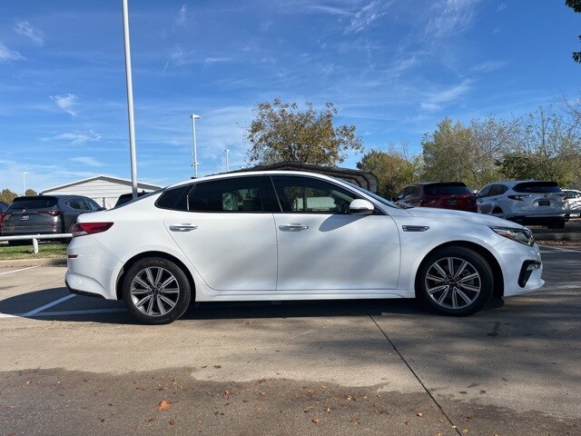 2020 Kia Optima EX Premium photo 4