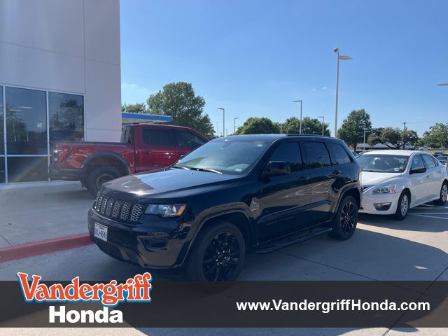 2020 Jeep Grand Cherokee Altitude's photo