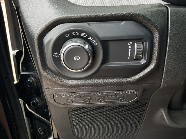 2025 Jeep Wrangler 4-Door Sport S - Photo 18