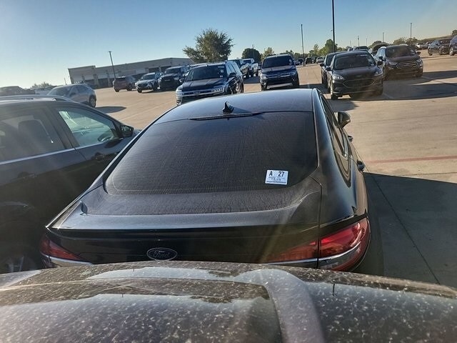 2020 Ford Fusion Titanium photo 4