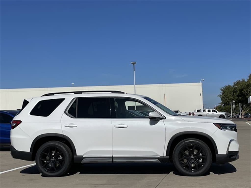 New 2025 Honda Pilot Touring SUV