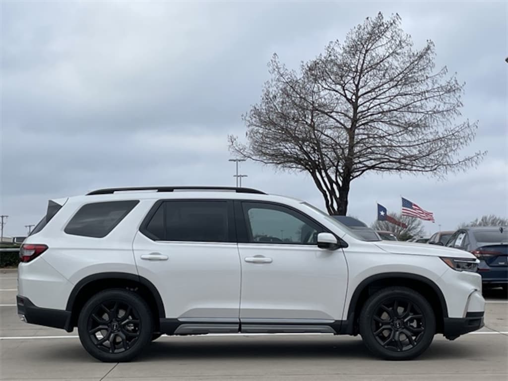 New 2025 Honda Pilot Touring SUV