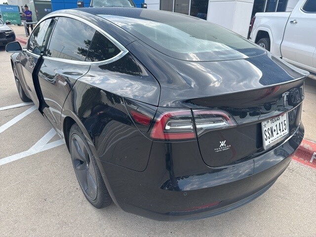 2019 Tesla Model 3 Standard Range Plus photo 3