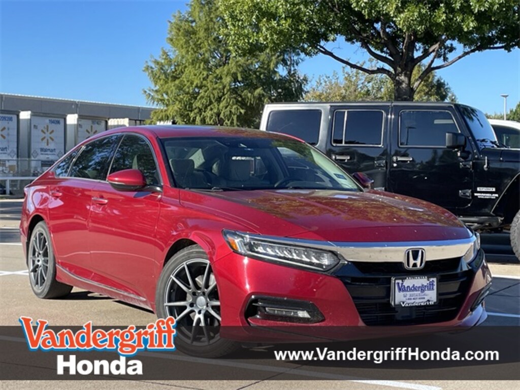 Used 2018 Honda Accord Touring 2.0T Sedan