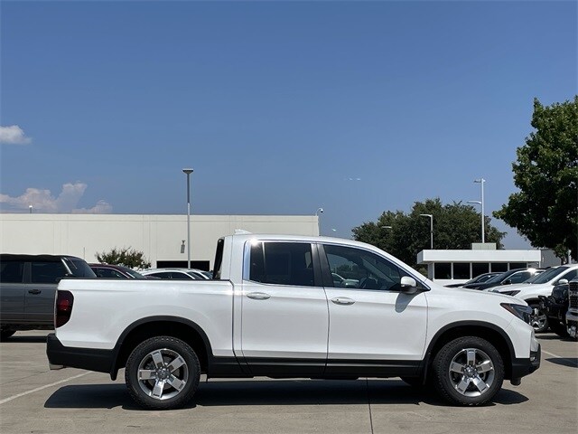 2025 Honda Ridgeline RTL photo 3