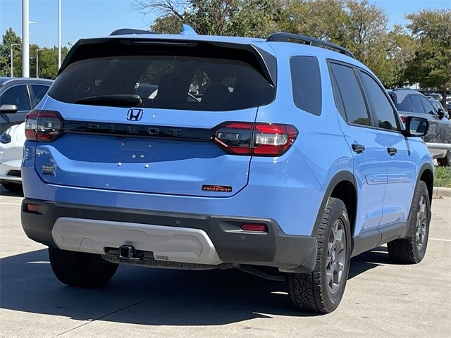 2025 Honda Pilot TrailSport photo 4