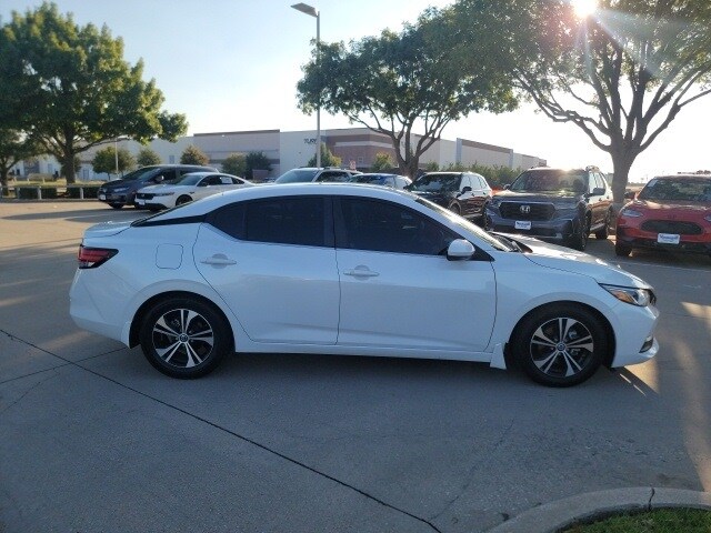 2020 Nissan Sentra SV photo 4